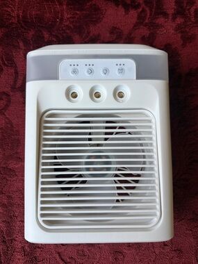 Small Desk Top White Portable Personal Air Cooler / Fan